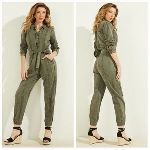Guess NWT NEVA jumpsuit